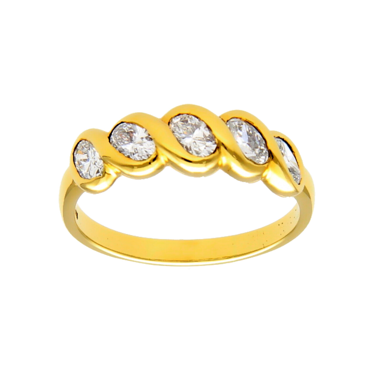 Ring aus Gelbgold mit Diamanten