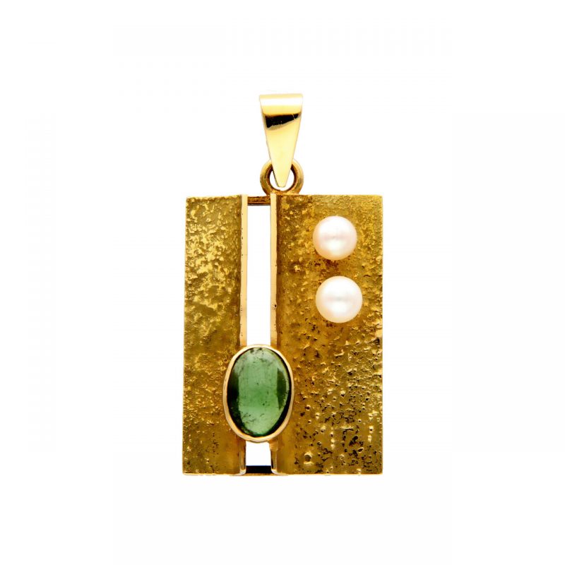 Yellow gold pendant with pearls and Synthetic stone