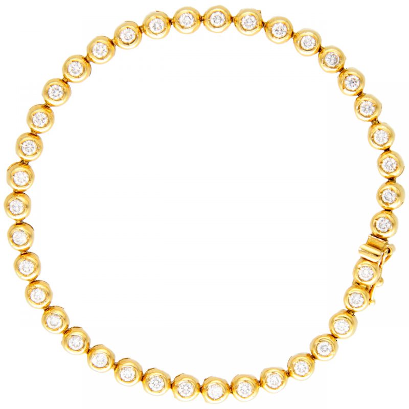 Yellow gold tennis with zircons