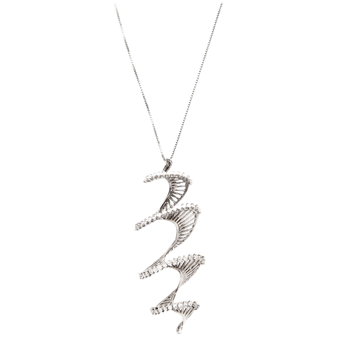 White gold necklace with pendant
