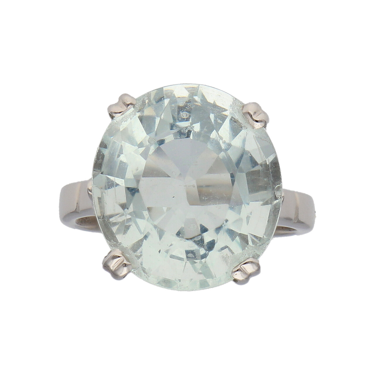 Anello in oro bianco con acquamarina