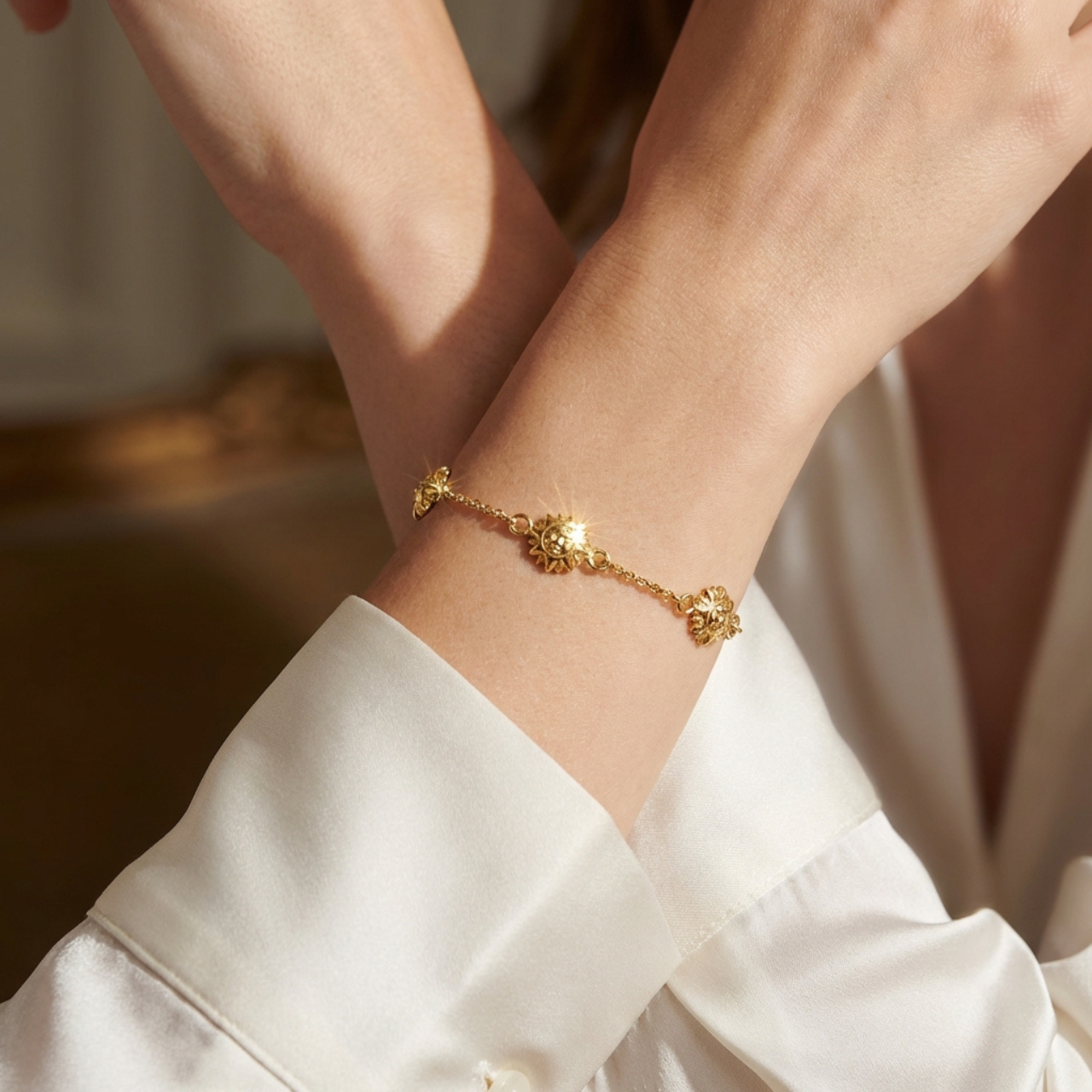 Bracciale in oro giallo tre soli_4