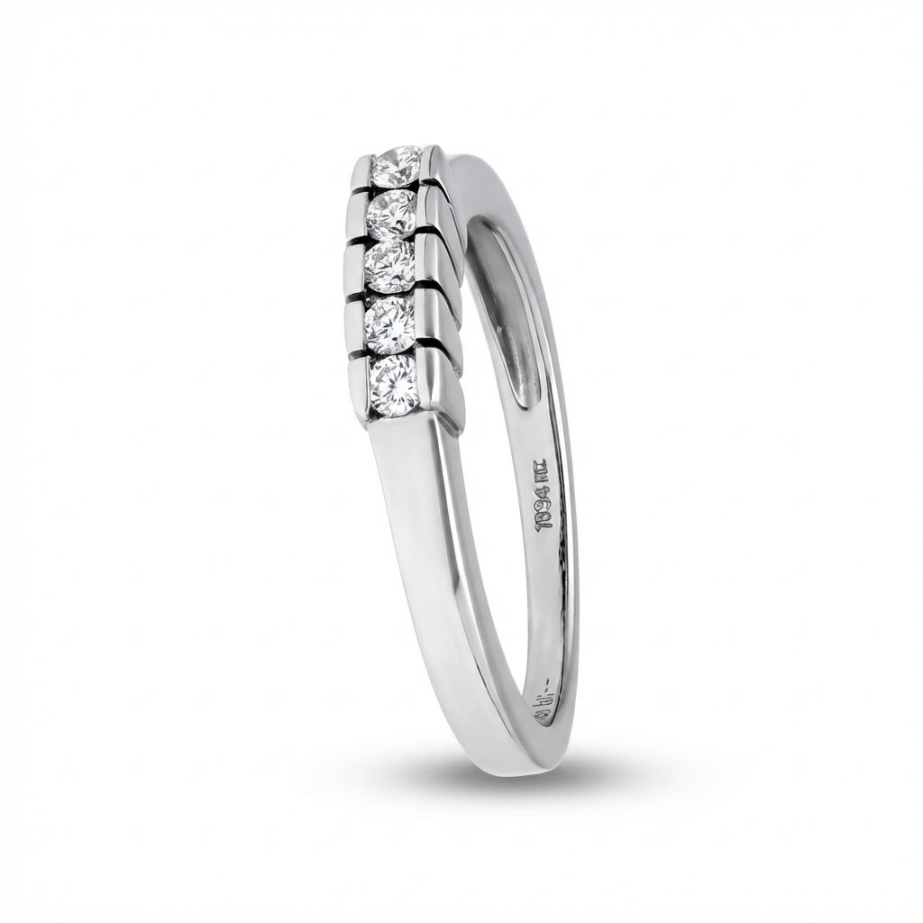 Anello veretta oro bianco con diamanti naturali_2