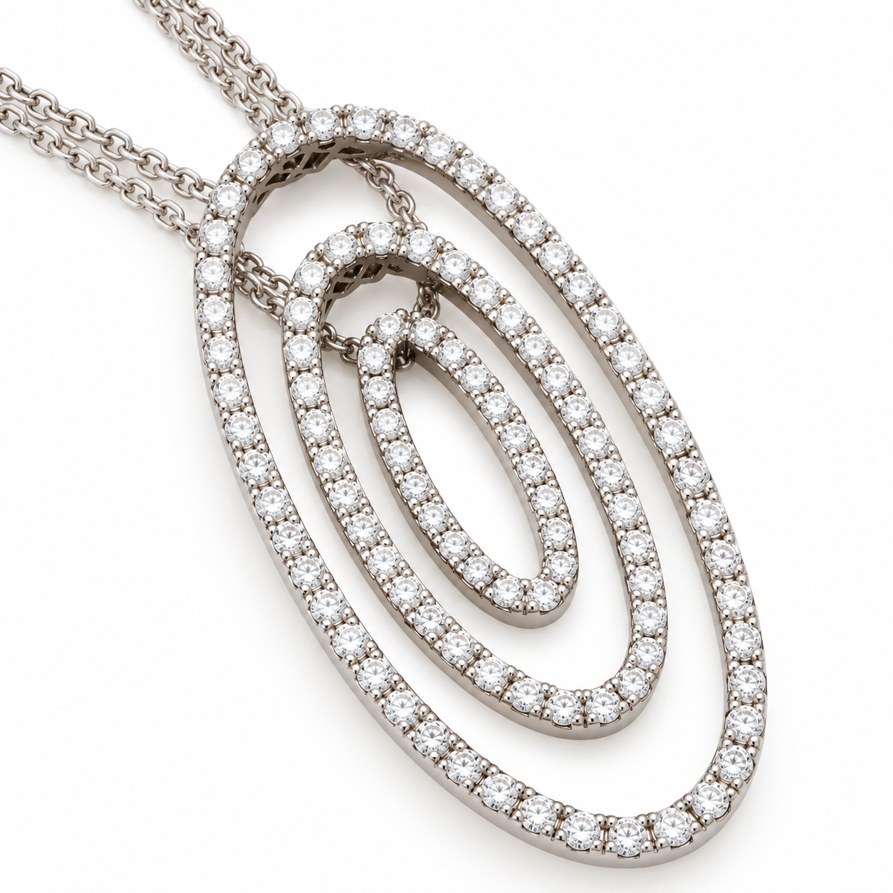 Collana in oro bianco con pendente ovale a tre cerchi concentrici in pavè di diamanti_2