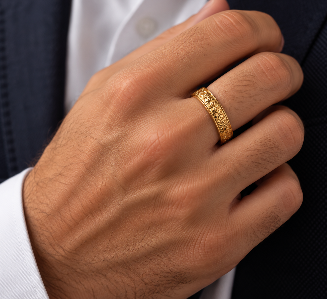 Anello diamantato in oro giallo_3